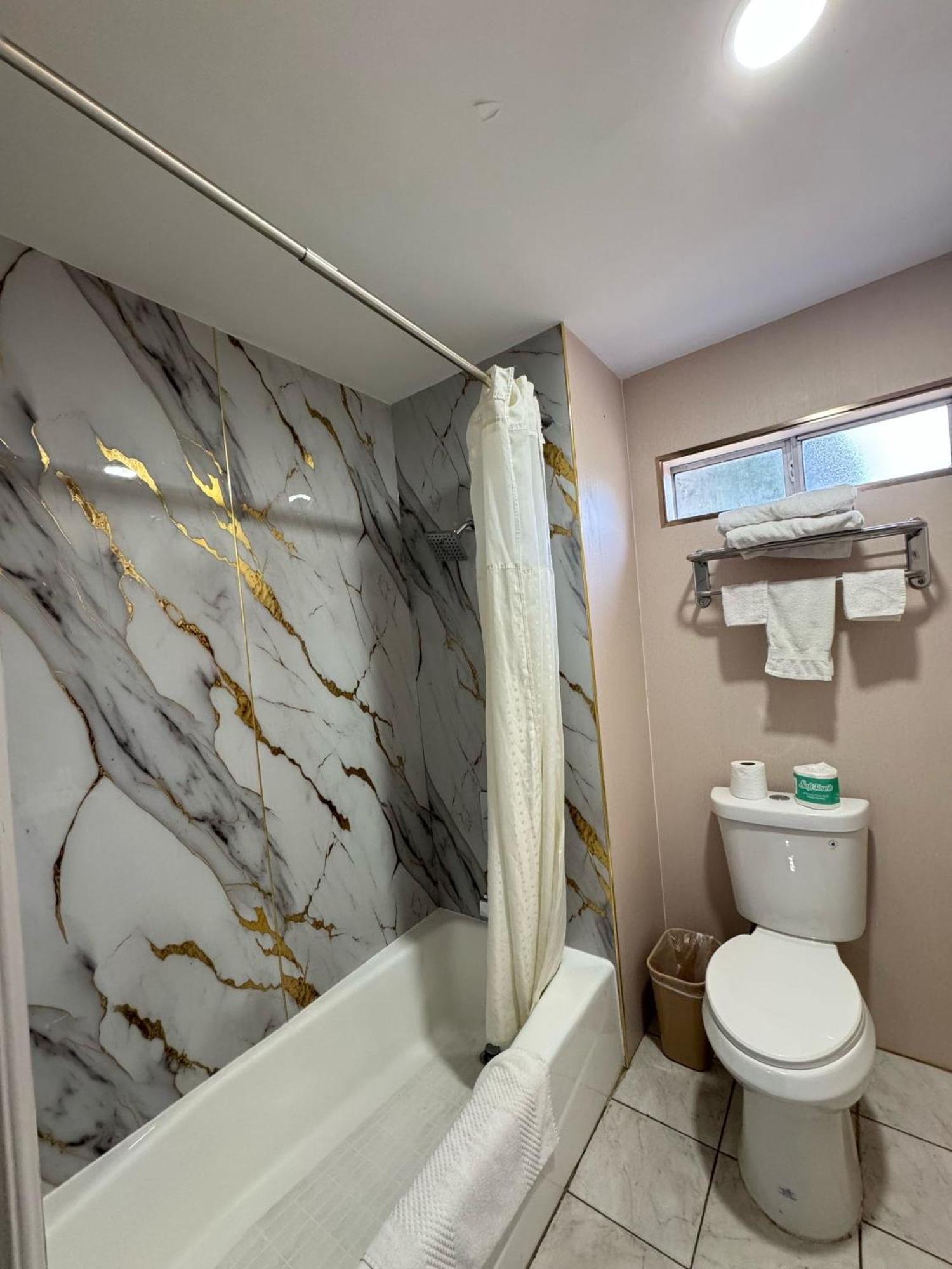 Rodeway Inn Ventura Εξωτερικό φωτογραφία